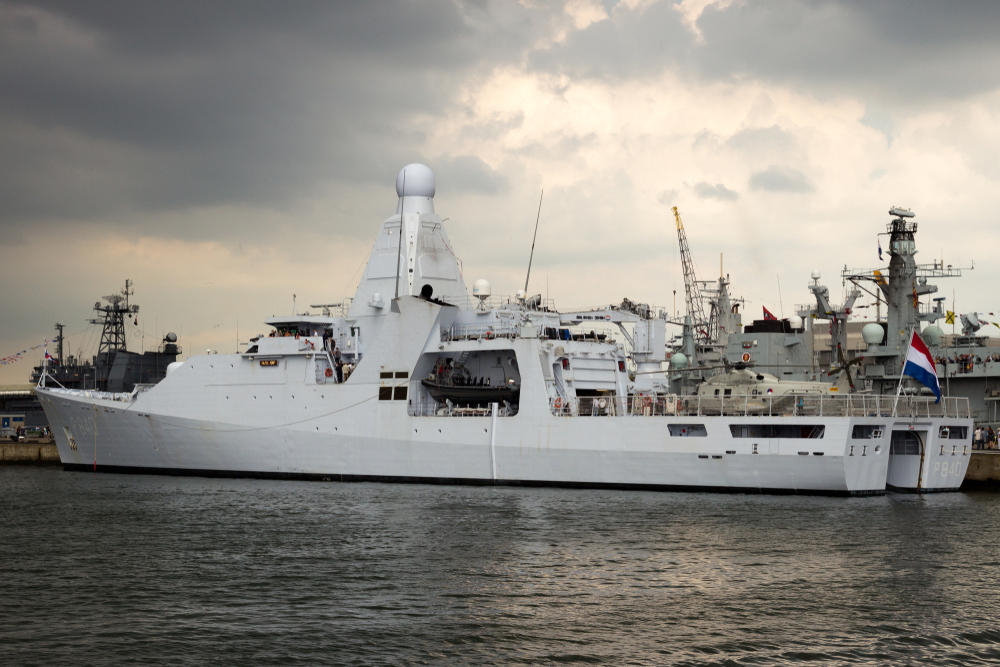 Inspectie: marineschepen liggen zonder vergunning in Den Helder