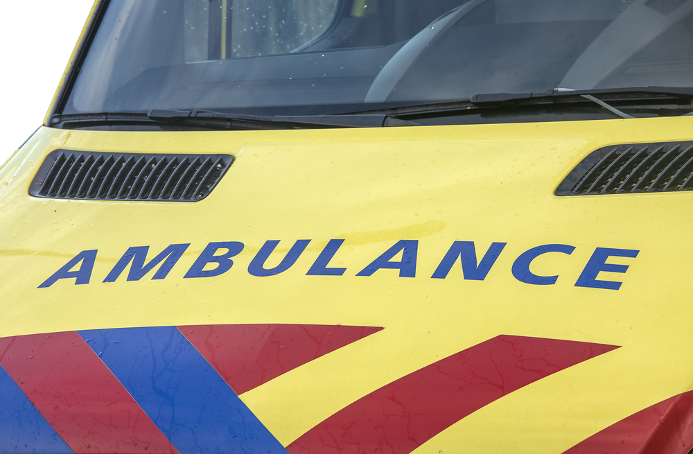 Man valt van zeilboot bij Nieuwpoort