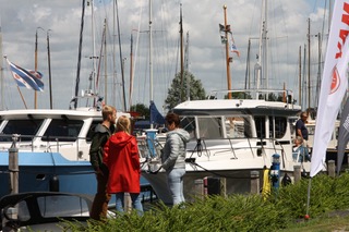 workumer-boatshow-met-scandinavische-kwaliteitsboten-bij-jachtmakelaardij-zuidwest-friesland