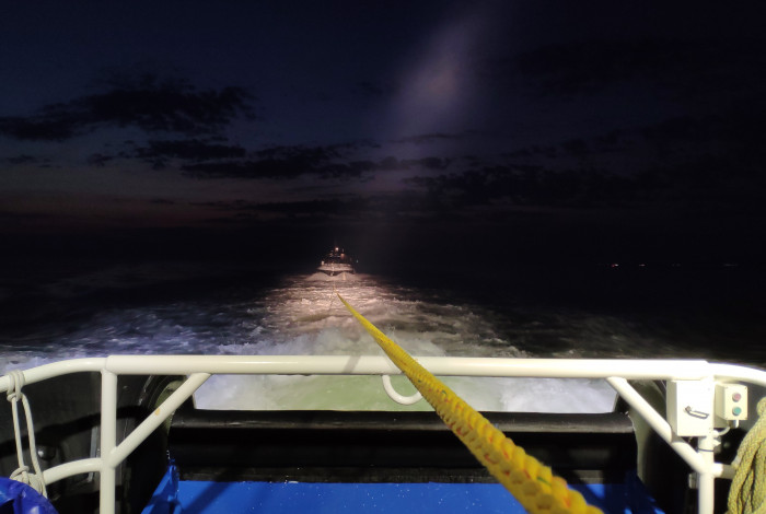 KNRM vaart uit voor speedboot met motorproblemen