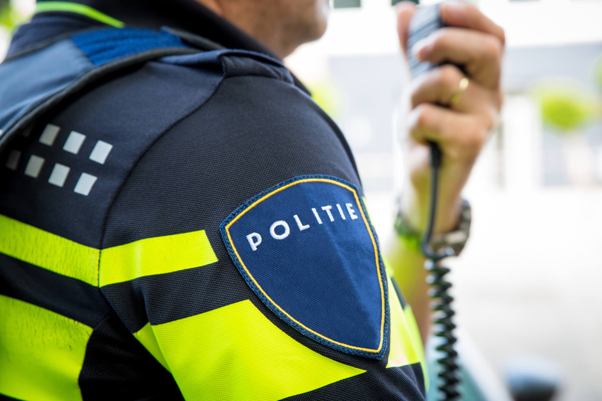 leidse-politie-sleept-boten-van-overlastgevers-weg