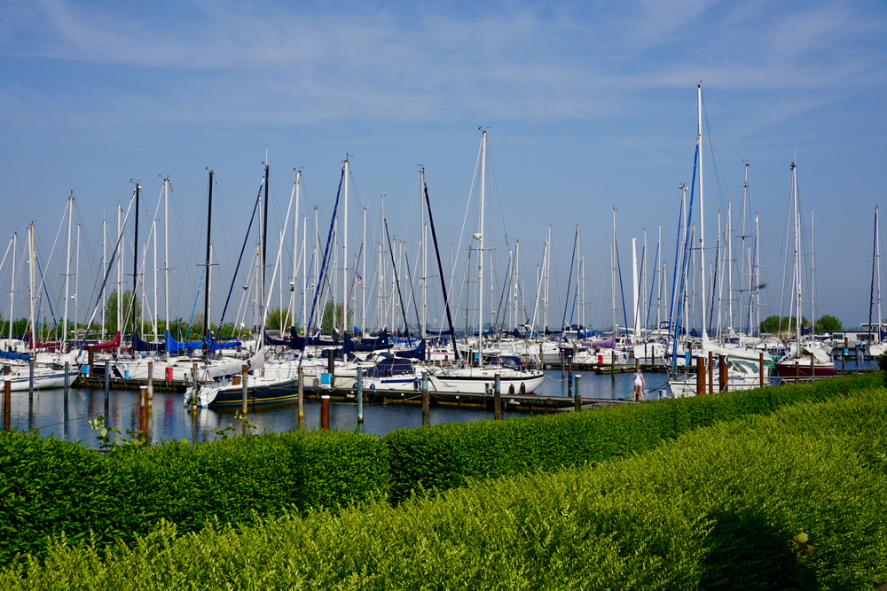 jachthaven-haringvliet-start-proef-met-kleine-windmolentjes