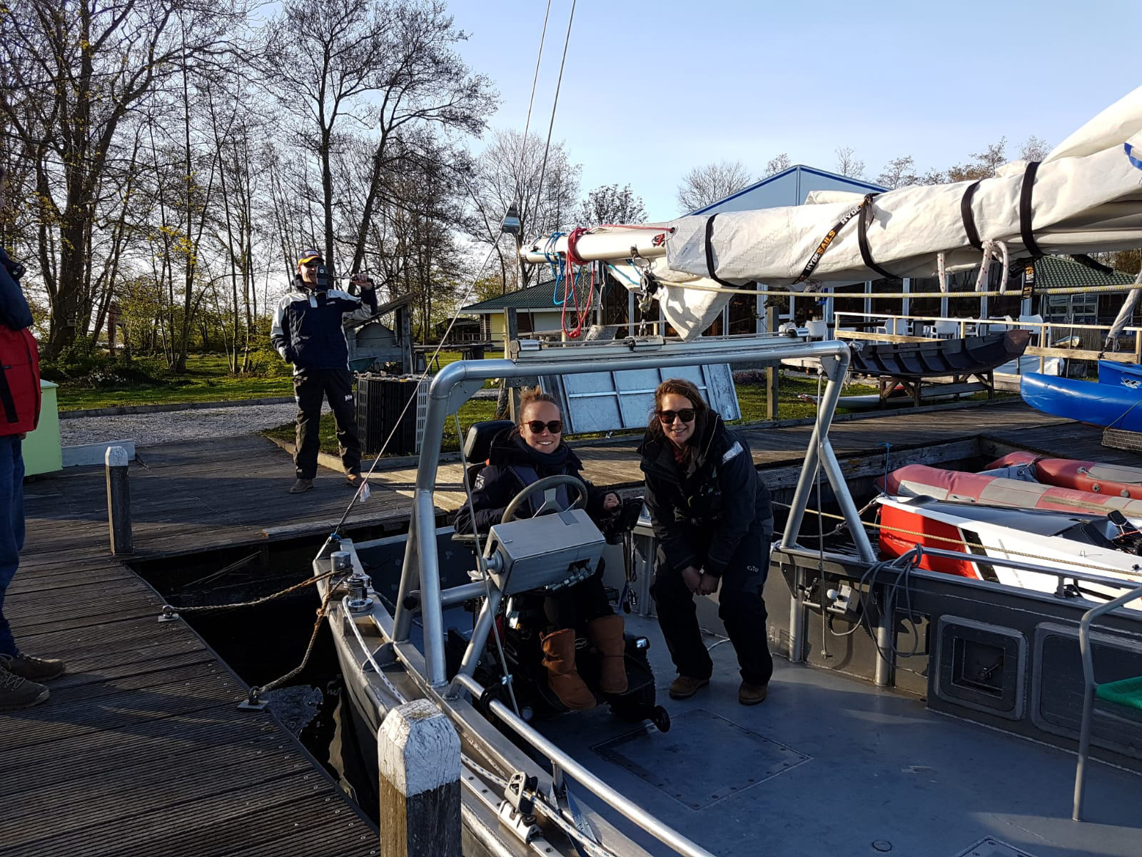 mensen-met-handicap-zeilen-e-9.000,-bij-elkaar-op-loosdrechtse-plassen