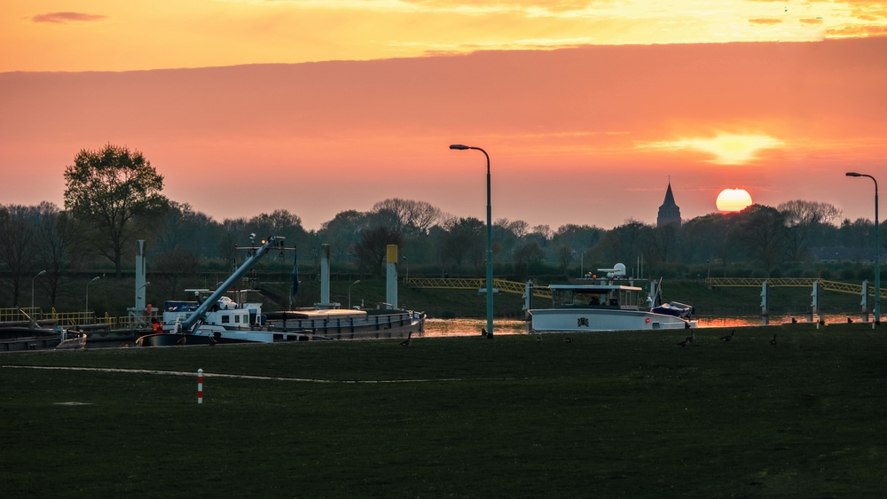 aanvaring-door-dronken-schipper-bij-afferden