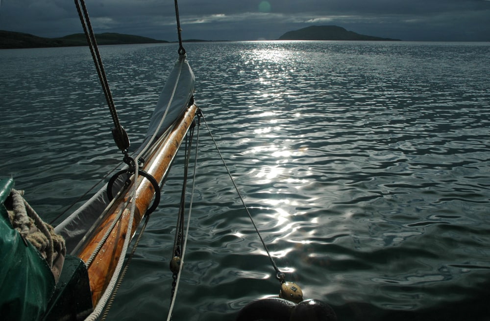 in-haven-holyhead-zinkt-tall-ship-zebu-(video)