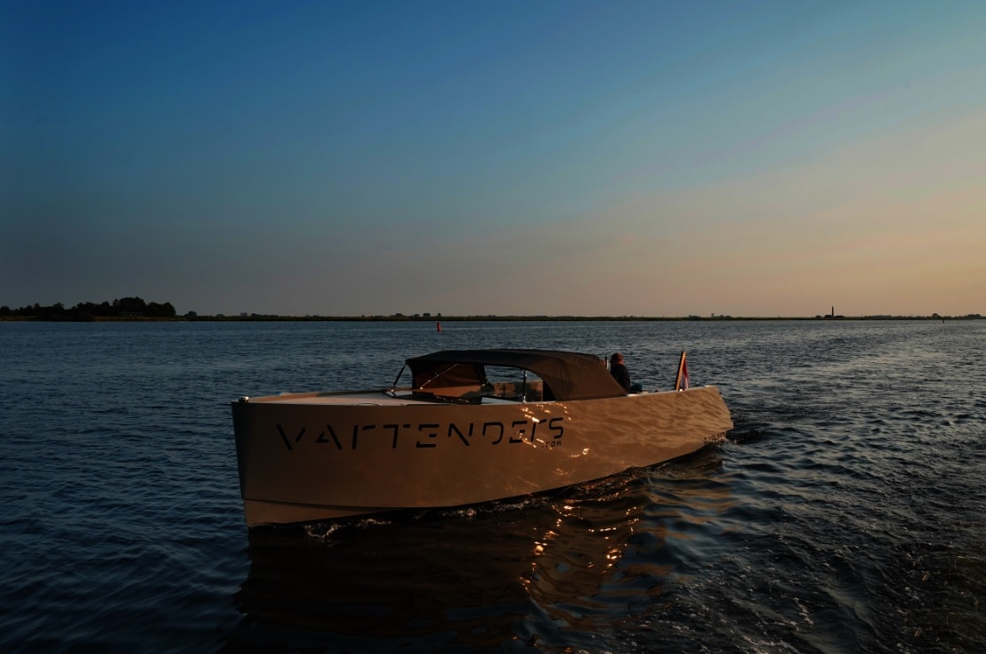 primeur-van-de-var950-op-de-hiswa-te-water-(bekijk-hier-de-eerste-foto’s)