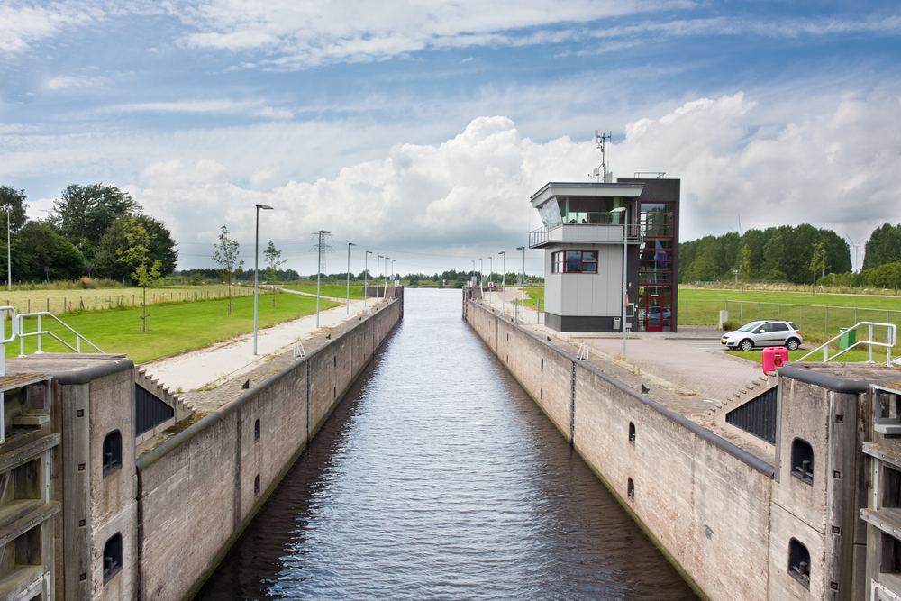 stremming-sluis-weurt-door-onderhoud-westkolk