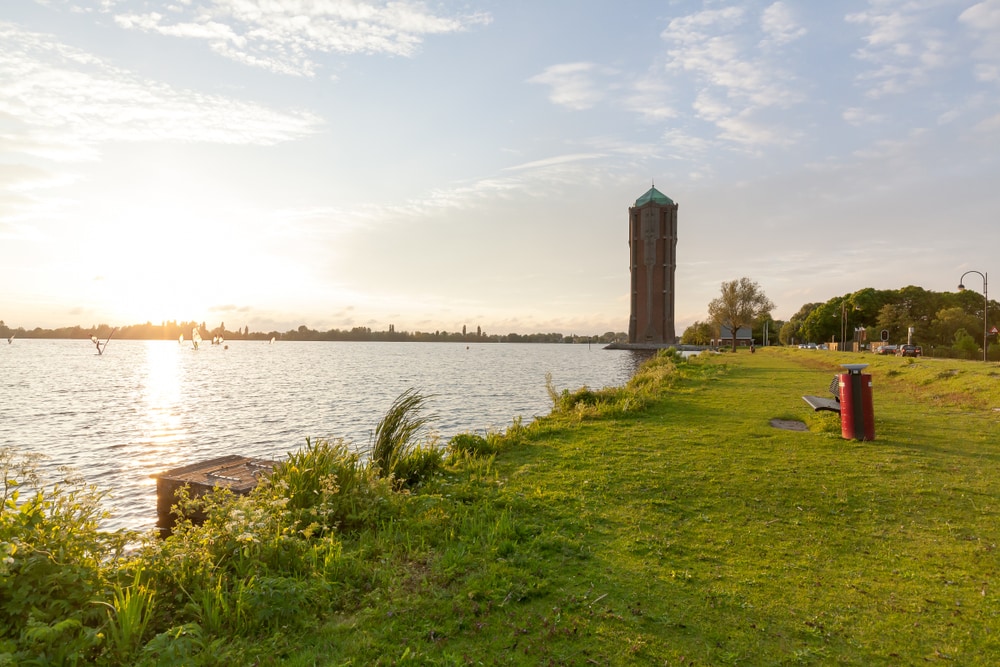 gemeente-aalsmeer-wil-overlast-op-en-rond-water-terugdringen-met-afspraken-jongeren