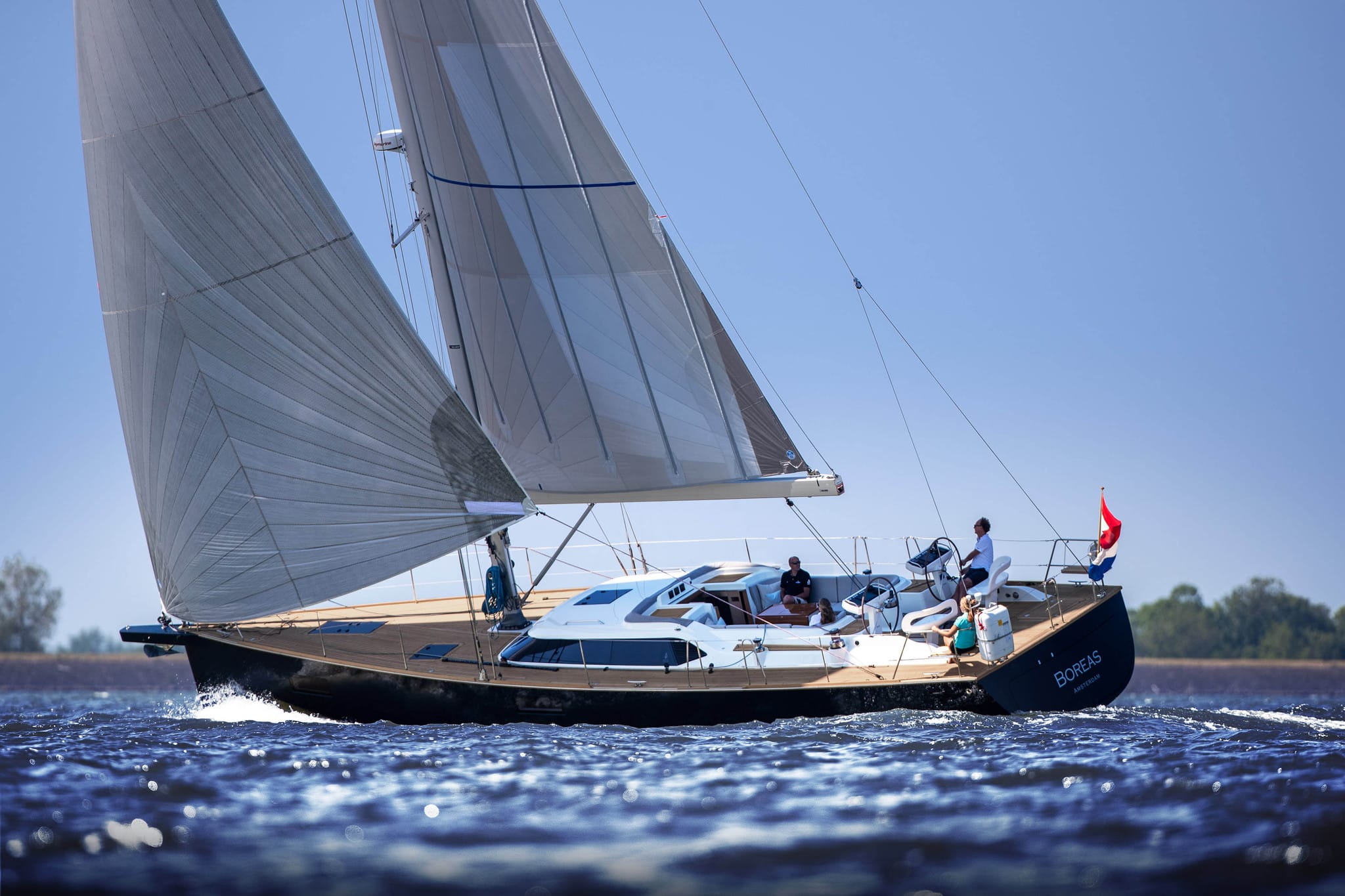 contest-yachts-kondigt-cannes-debuut-aan-voor-european-yacht-of-the-year-2021