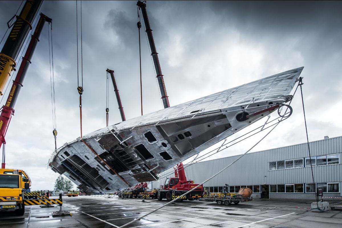 royal-huisman-draait-lichtgewicht-zeiljacht-project-405