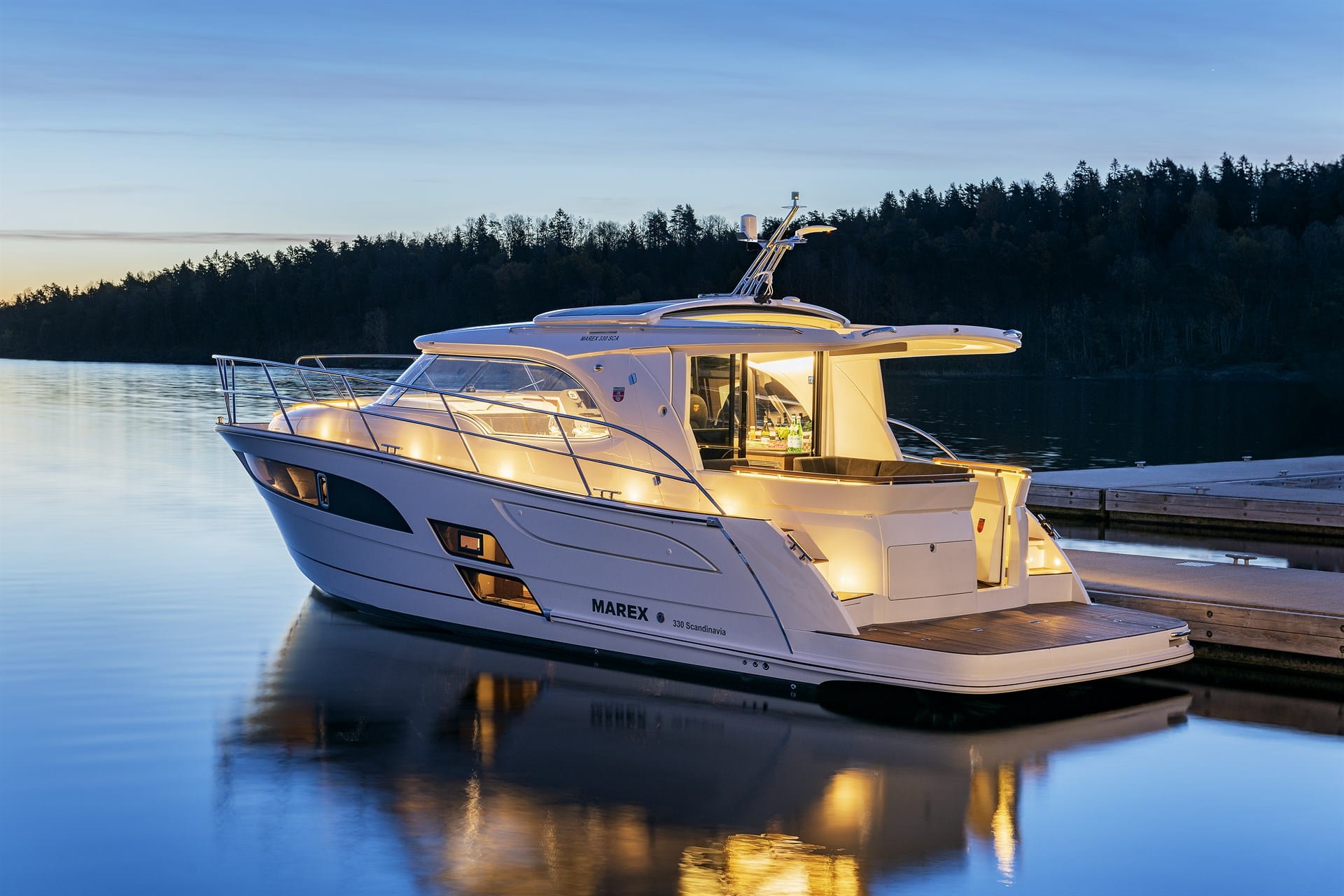 european-powerboat-of-the-year-nominatie-voor-marex-330-scandinavia