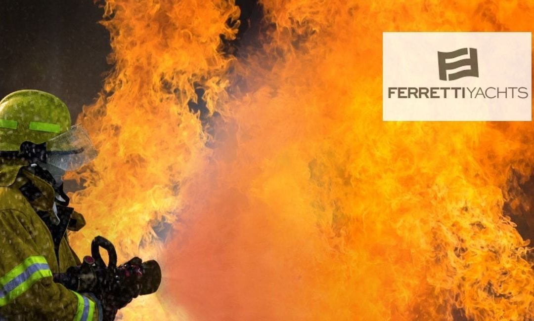 Brand verwoest gloednieuw superjacht bij Ferretti Yachts (video)