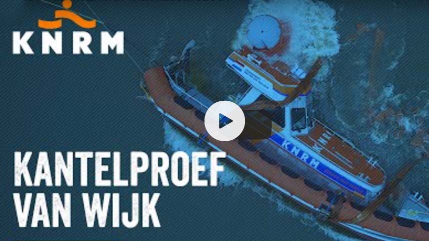 KNRM voert kantelproef uit (video)