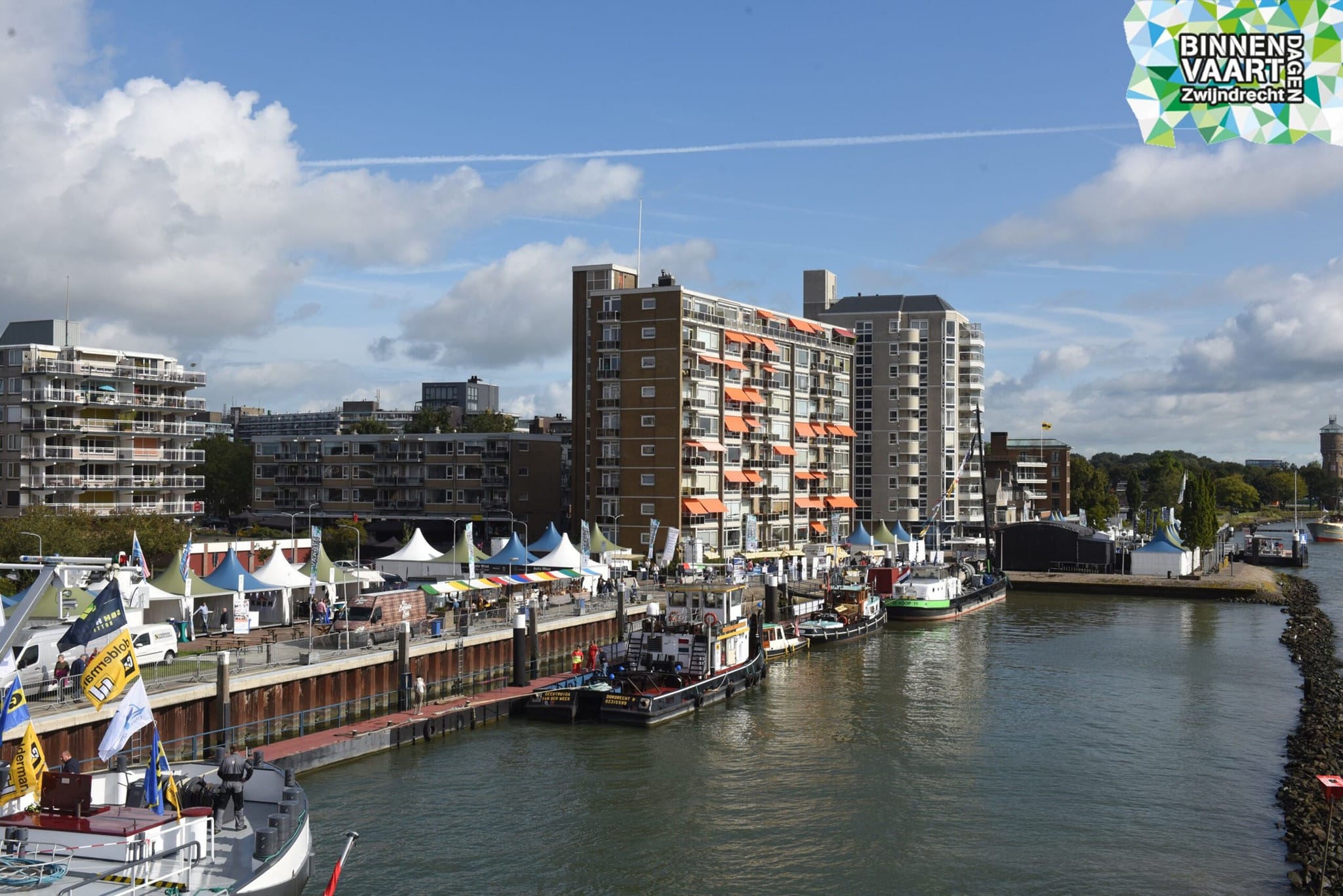 voorbereidingen-binnenvaartdagen-zwijndrecht-in-volle-gang