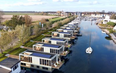 Start verkoop drijvende watervilla’s in Kortgene