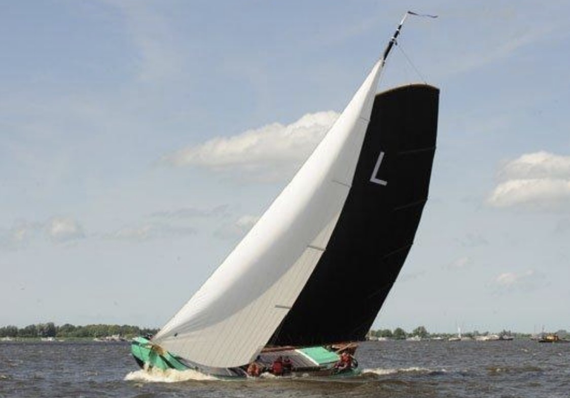 skutsje-lemmer-wint-sks-kampioenschap-voor-eigen-publiek