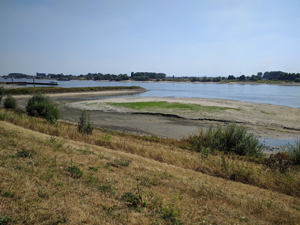 rijkswaterstaat-waarschuwt-pleziervaart-voor-risico’s-van-laag-water