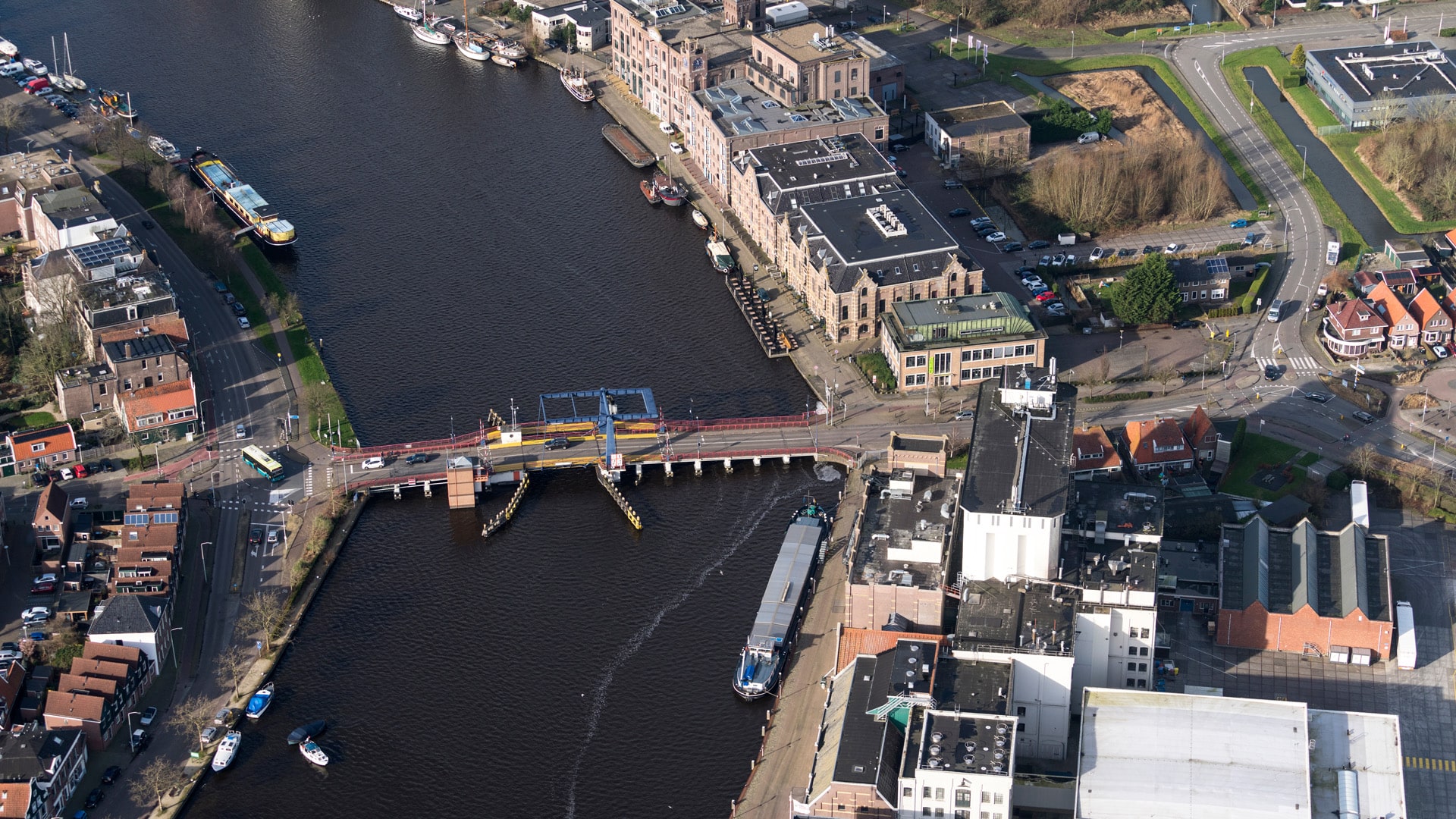 tijdelijke-zaanbrug-dicht-door-kuren