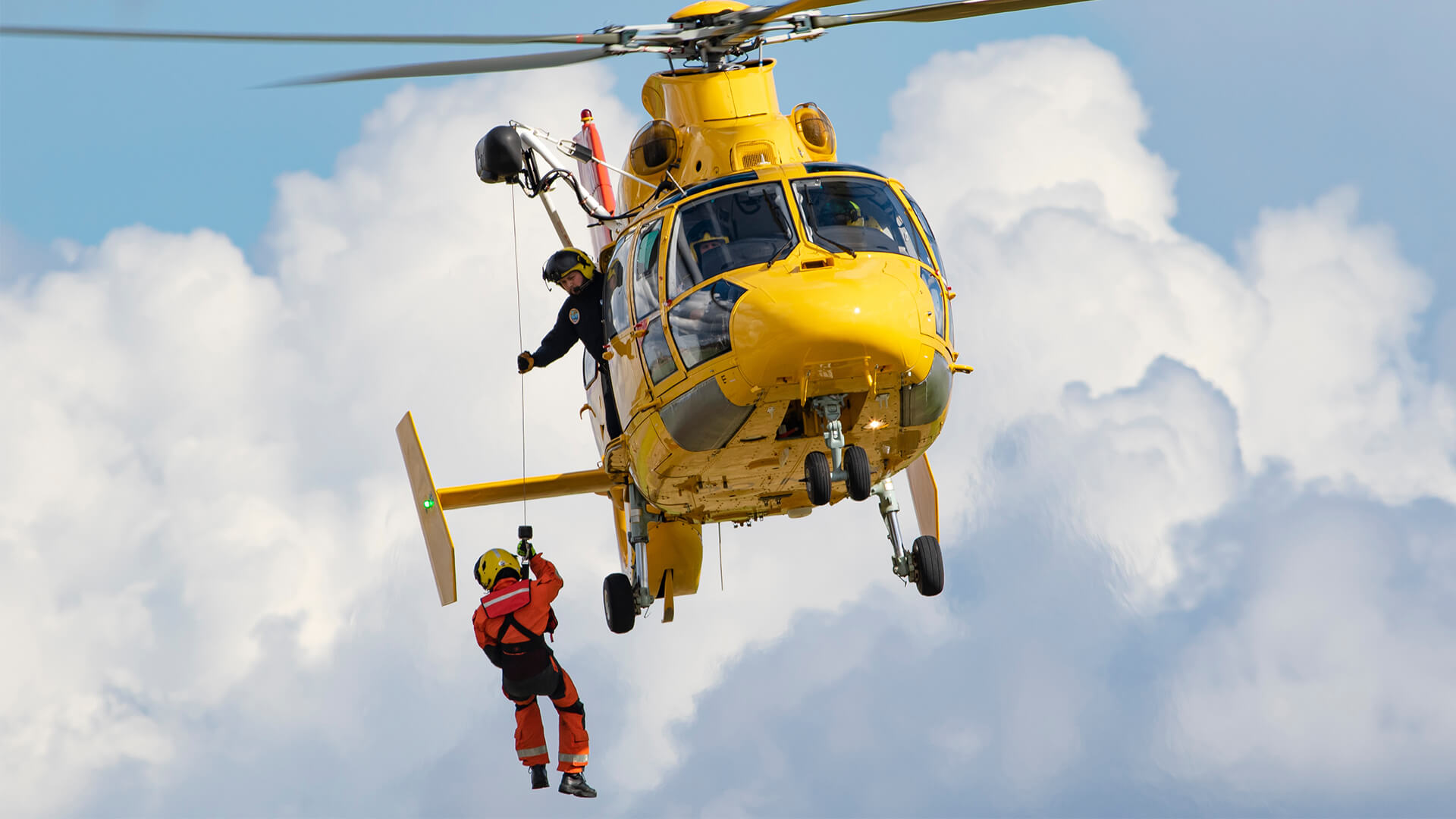 sensationele-oefening-knrm-met-sar-helikopter