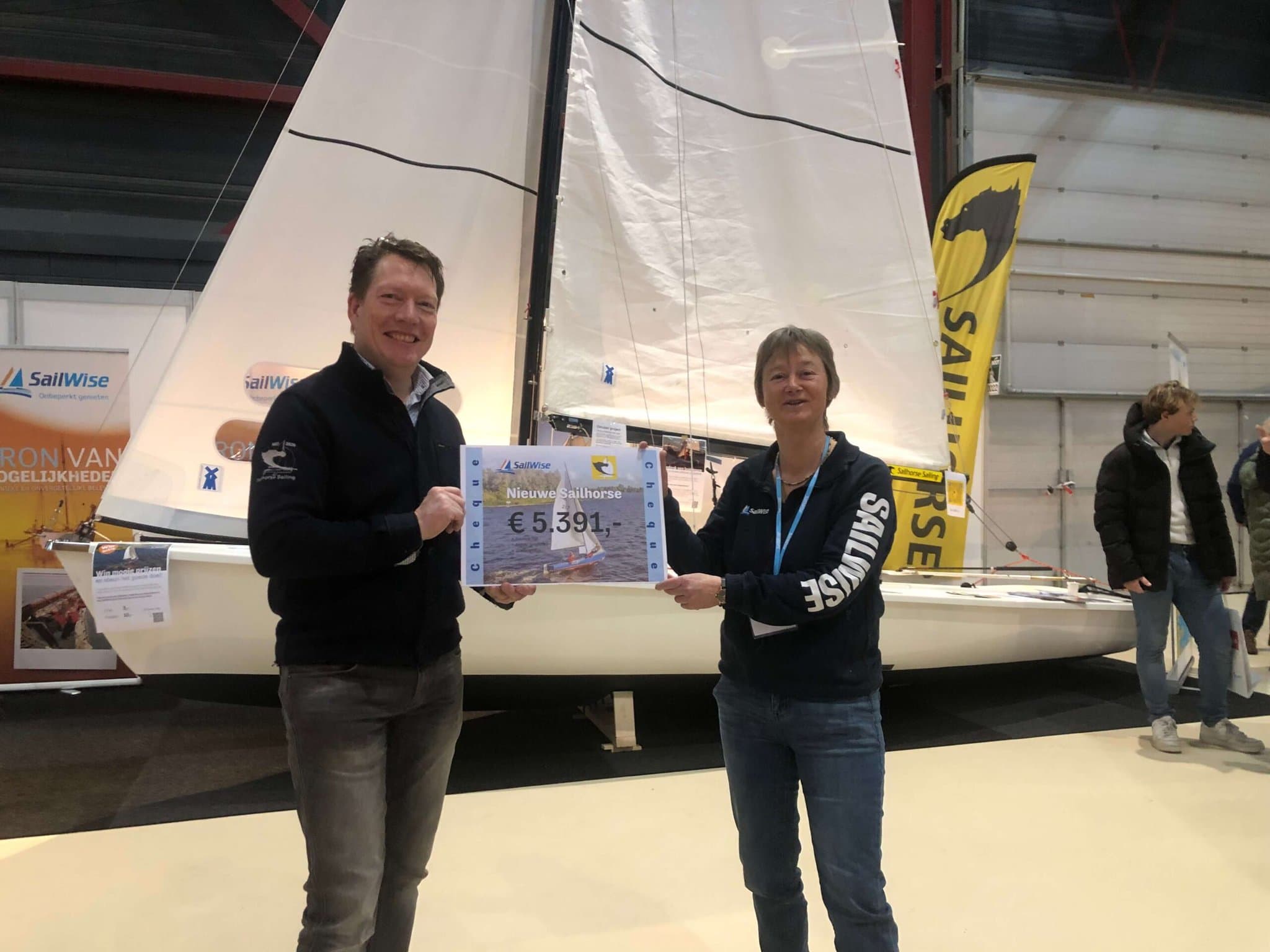 crowdfunding-sailhorse-club-levert-5000-euro-op-voor-nieuwe-zeilboot-gehandicapten