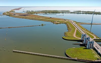 Bediening bruggen en sluizen Flevoland aangepast naar vaarseizoen