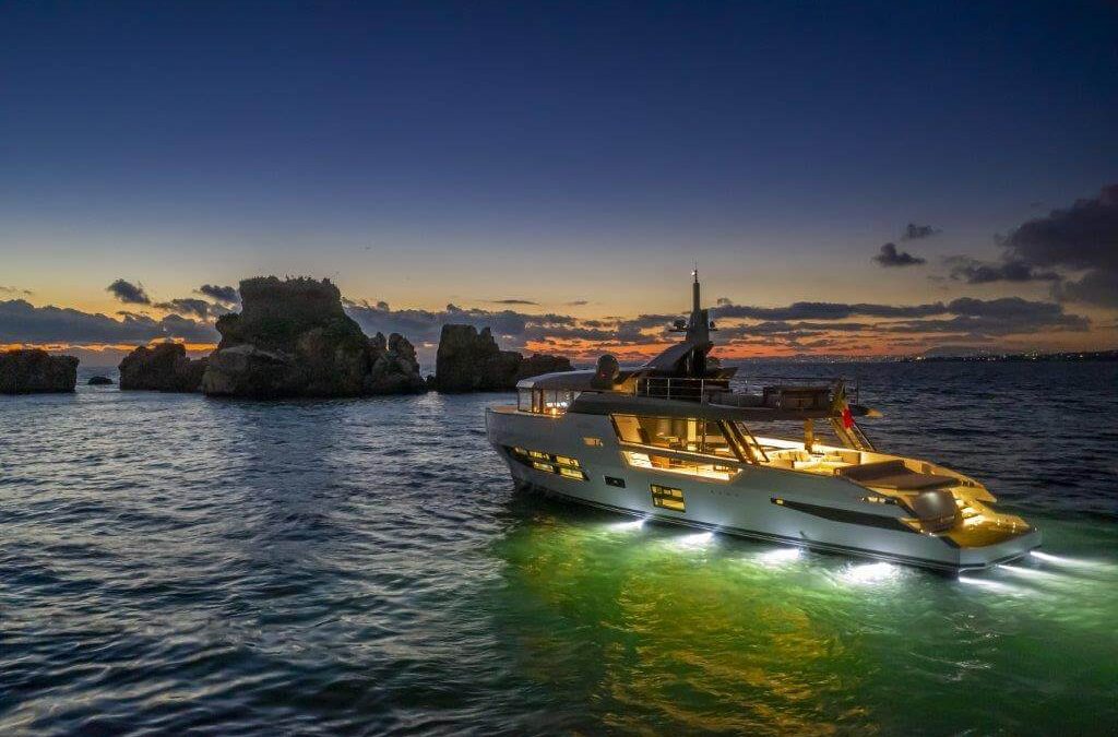 Arcadia Yachts keert terug naar Venice Boat Show met Sherpa 80