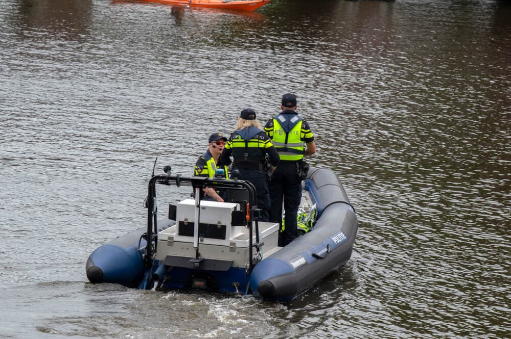 Handhaving Amstel ziet toe op naleving vaarregels