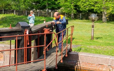 Vaartsluis tijdelijk dicht door storing