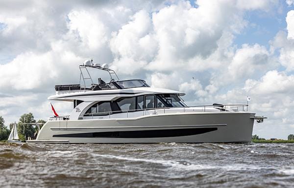 Primeurs van Boarnstream Yachting op de Hiswa te Water