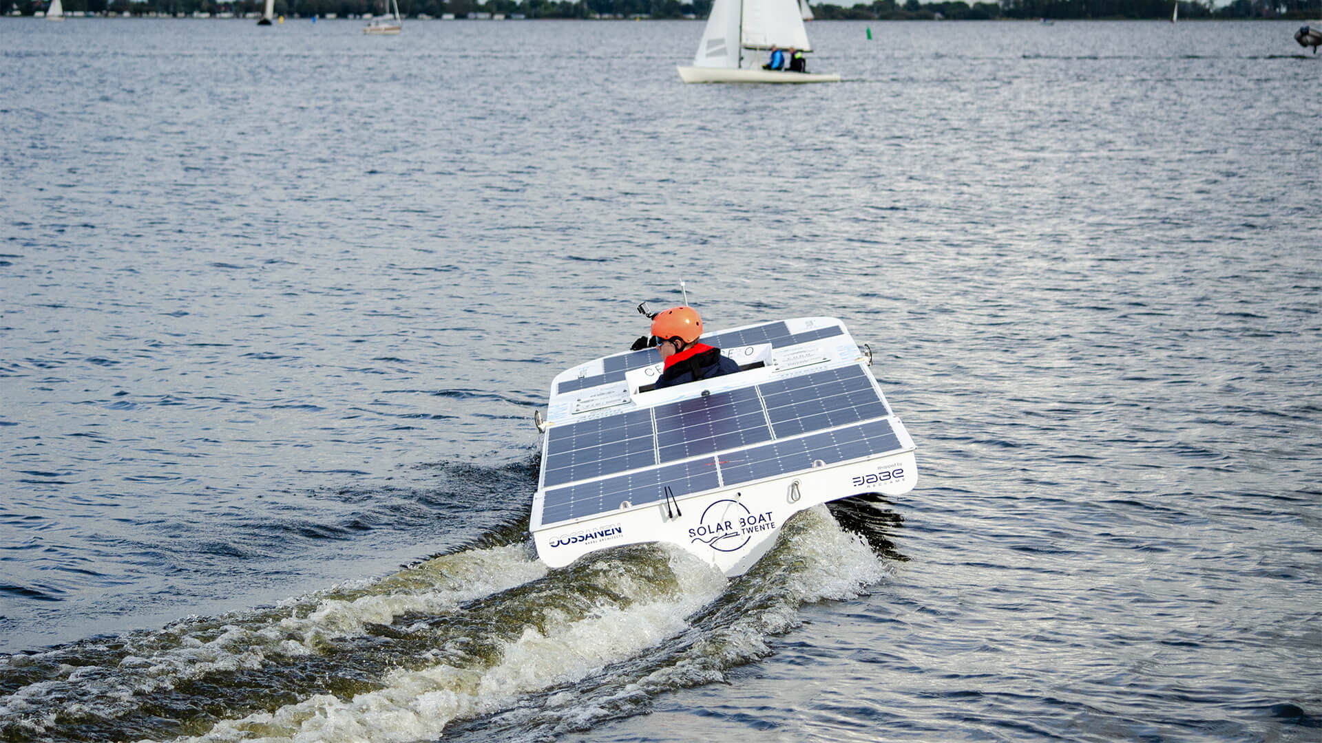 solar-boat-twente-heeft-haar-eerste-race