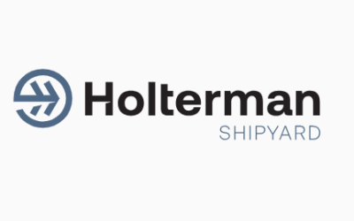 Zeiljacht Hanuman van Jim Clark bij Holterman Shipyard voor onderhoud
