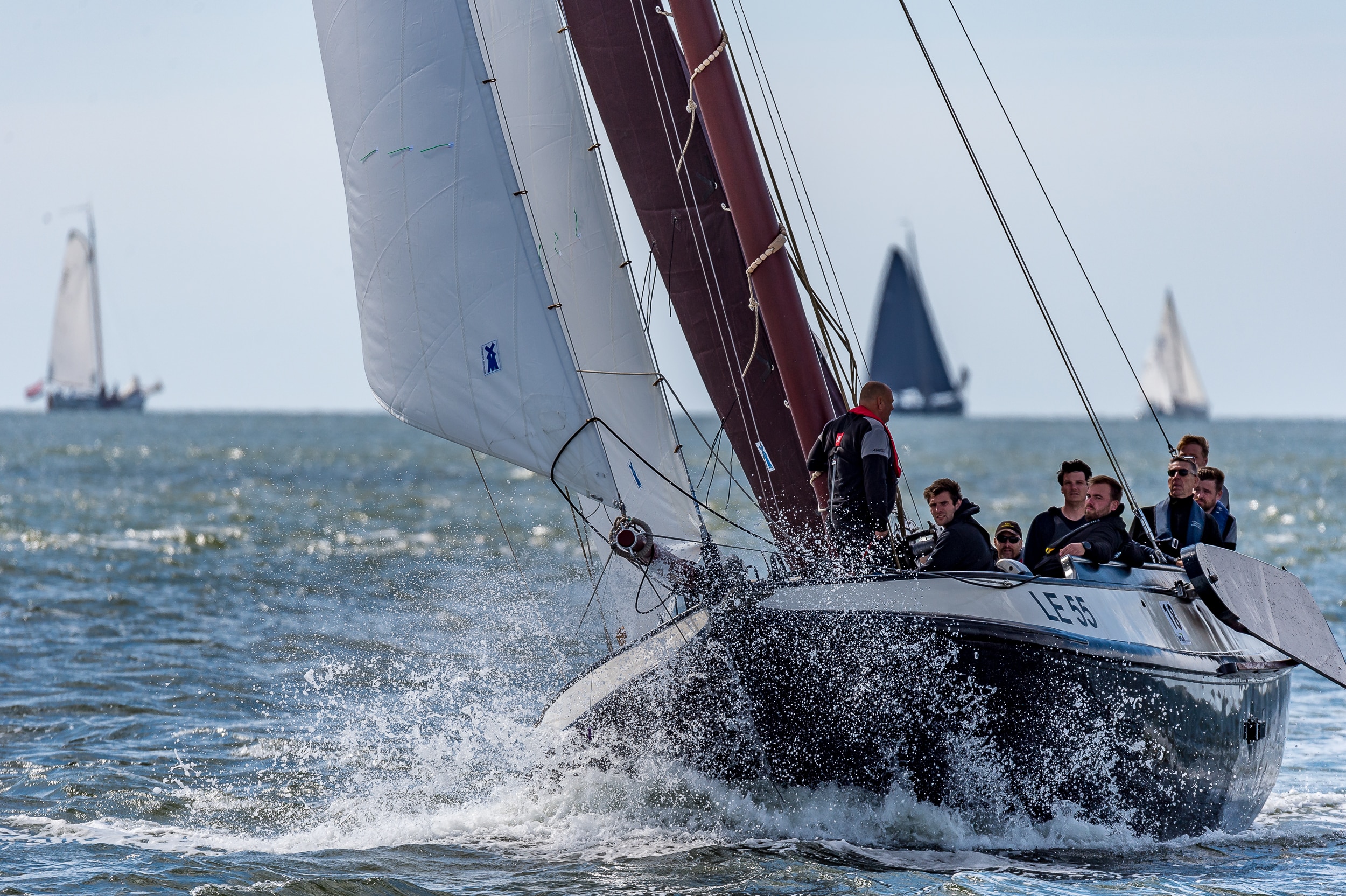 harlingen-terschelling-zeilrace-met-rustig-weer