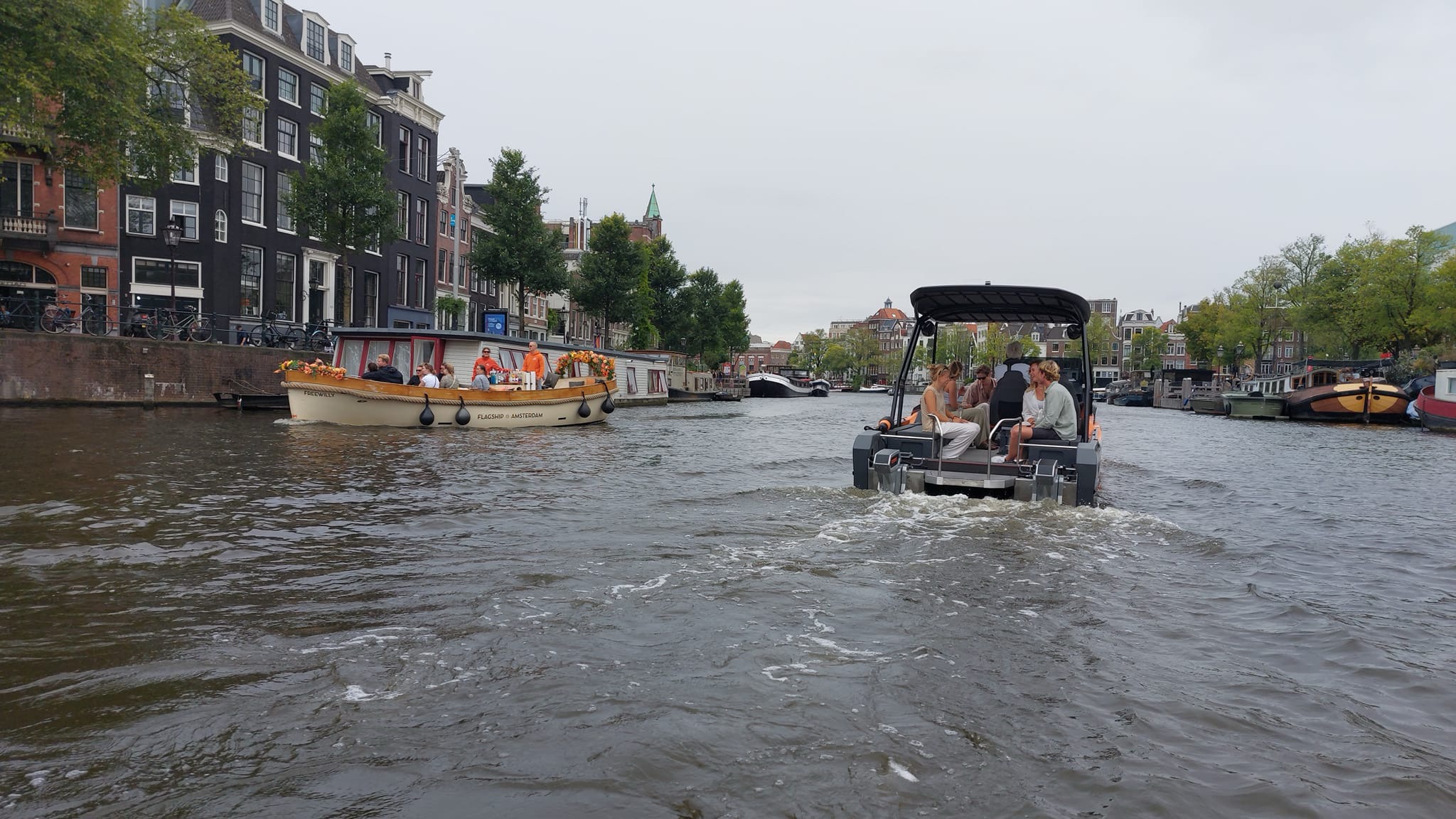 onduidelijkheid-over-doorvaartvignet-voor-boten-met-ligplaats-in-amsterdamse-jachthavens