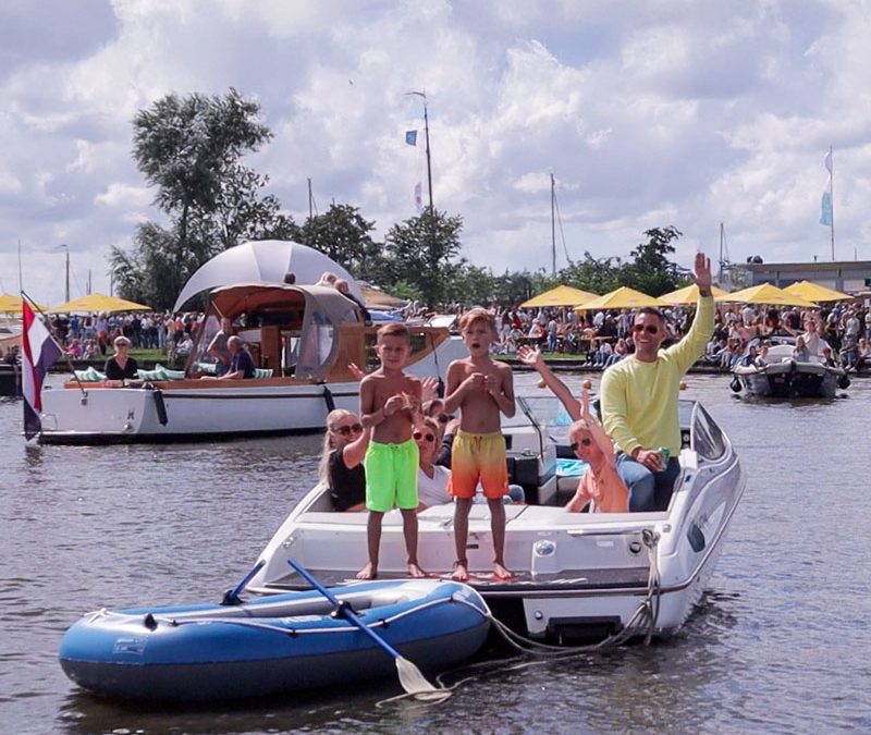 Sneek in-water bruist van de activiteiten