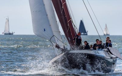 Ruim 120 zeiljachten aan start van 77e Harlingen-Terschelling race