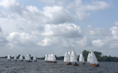 Sam Groenendaal wint met zijn 93-jarige oma  Holland Weekend in jollenklasse