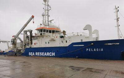 Immense hoeveelheid plastic zweeft als nanodeeltjes in oceaan