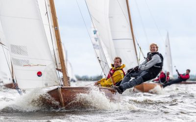 Sneekweek het zeilfeest op het water