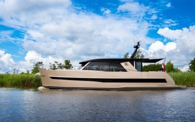 Eerste Discovery 48 OC is af
