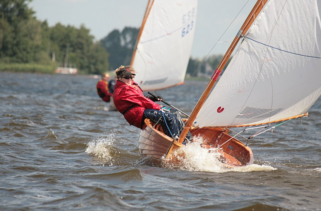 NK 12 voetsjol met ruim 50 boten aan de start