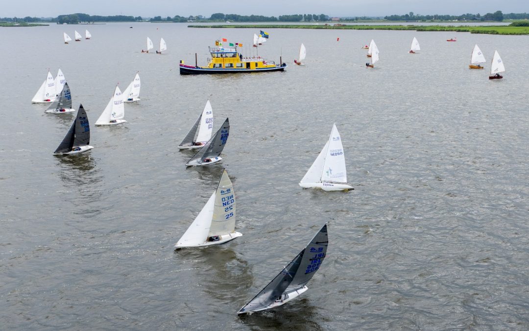 NK 2.4mR klasse warming-up voor WK 2026