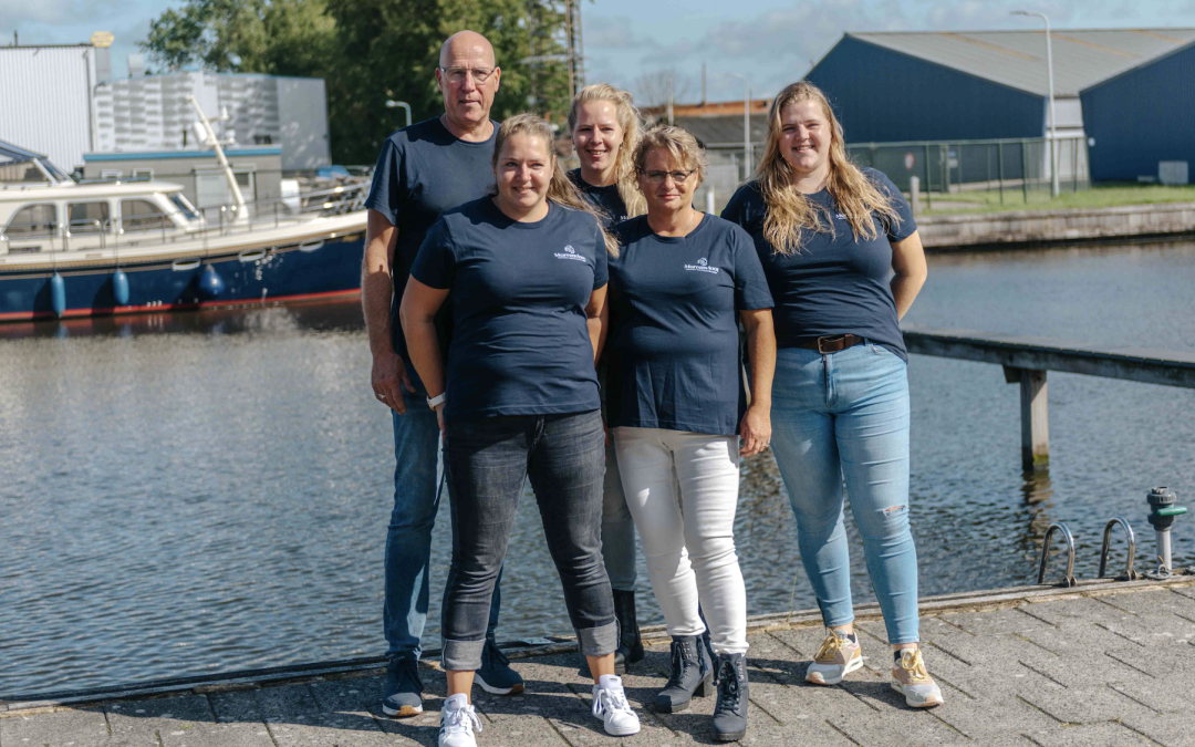 Yachtcharter Marrenvloot: hecht familiebedrijf dat gastvrijheid het water op brengt