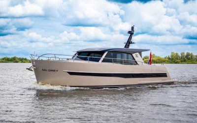 Discovery 48 OC debuut tijdens Motorboot Sneek