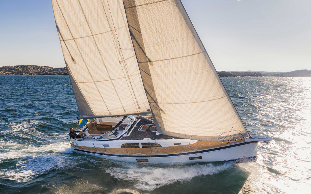 De Hallberg-Rassy 370 zeilt als een godin