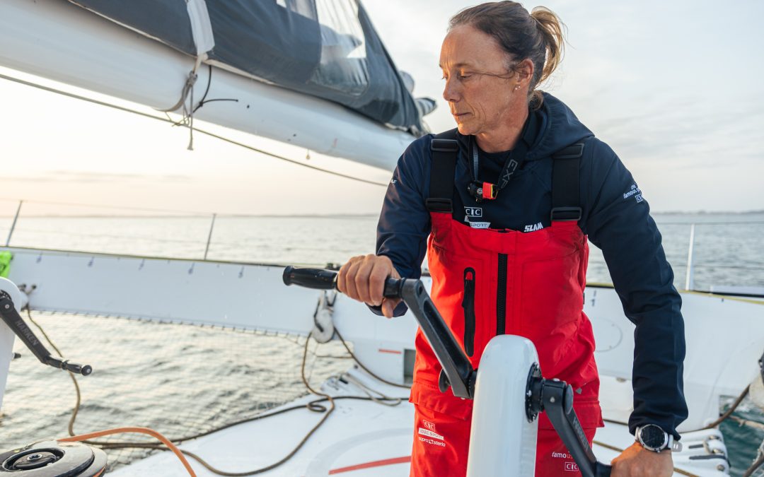 Annemieke Bes schrijft geschiedenis met non-stop wereldomzeiling