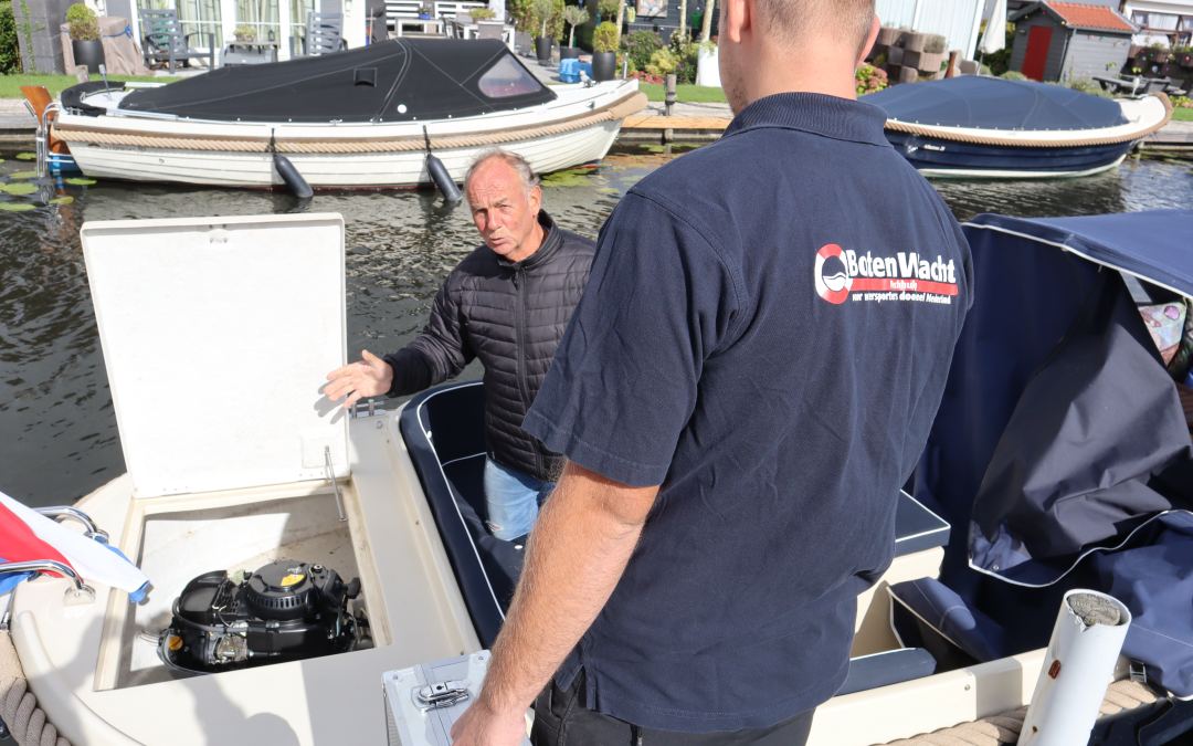 Botenwacht aanwezig tijdens Sneek in-Water