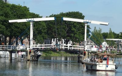 Bruggen ‘puffen en zweten’ door tropische temperaturen