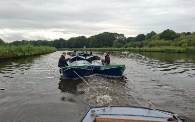 Friese waterscouts varen samen naar Nawaka