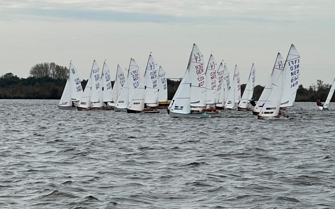 Coen Gülcher memorial in teken van 70-jarige FJ 